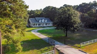 20002 Country Lake Drive, Magnolia, TX 77355