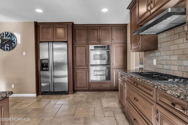 12 Apollo Road, Manalapan, NJ 07726