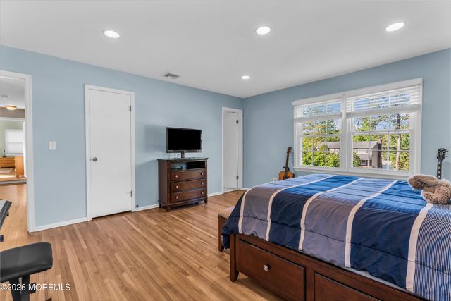 12 Apollo Road, Manalapan, NJ 07726