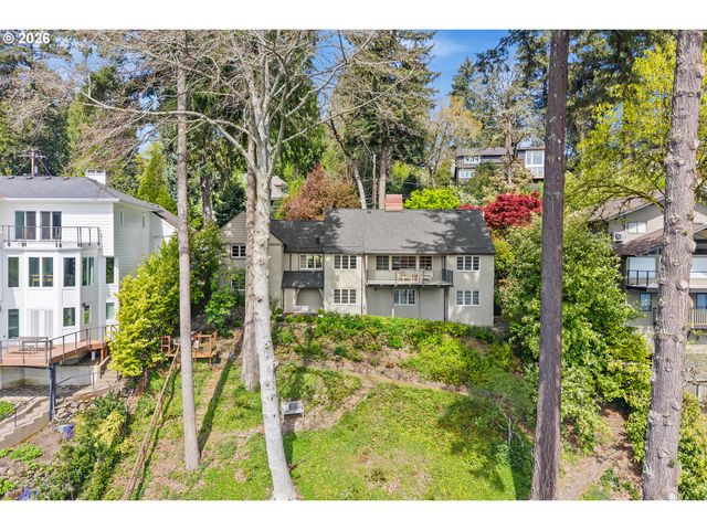2430 SUMMIT Ct, Lake Oswego, OR 97034