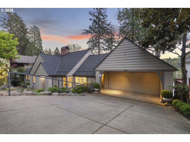 2430 SUMMIT Ct, Lake Oswego, OR 97034