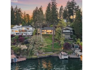 2430 SUMMIT Ct, Lake Oswego, OR 97034
