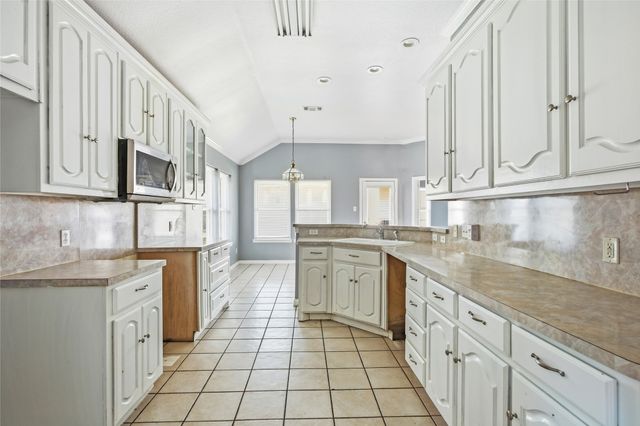 1114 San Miguel Drive, Duncanville, TX 75137