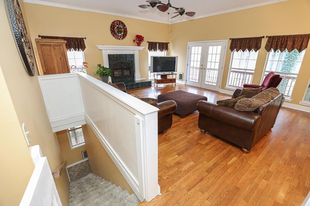 3322 QUAIL LN, Benton, AR 72019