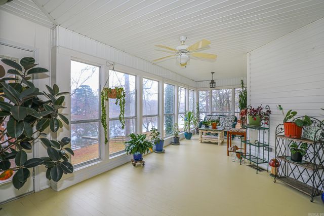 3322 QUAIL LN, Benton, AR 72019
