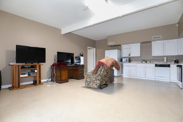 3322 QUAIL LN, Benton, AR 72019