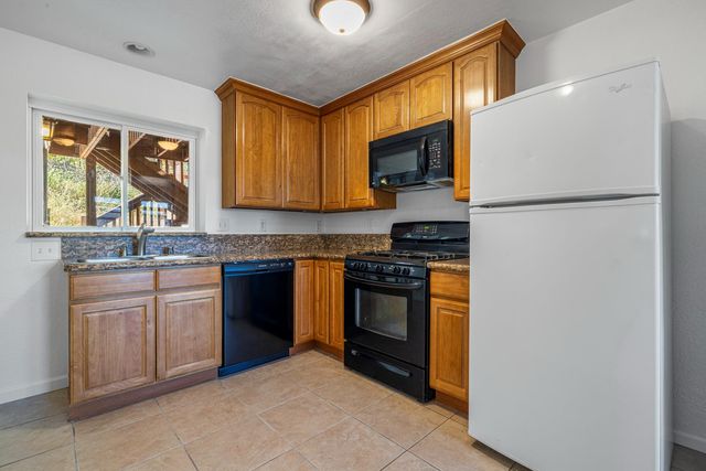 6560 Agape Ct, Placerville, CA 95667