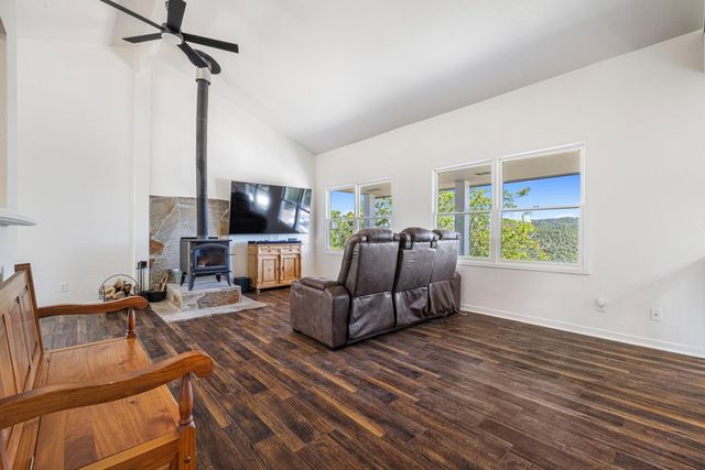 6560 Agape Ct, Placerville, CA 95667