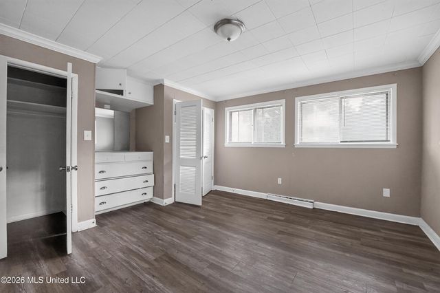 511 Pinecrest Circle, Jackson, MS 39204