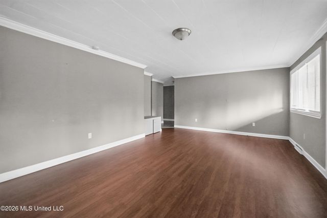 511 Pinecrest Circle, Jackson, MS 39204