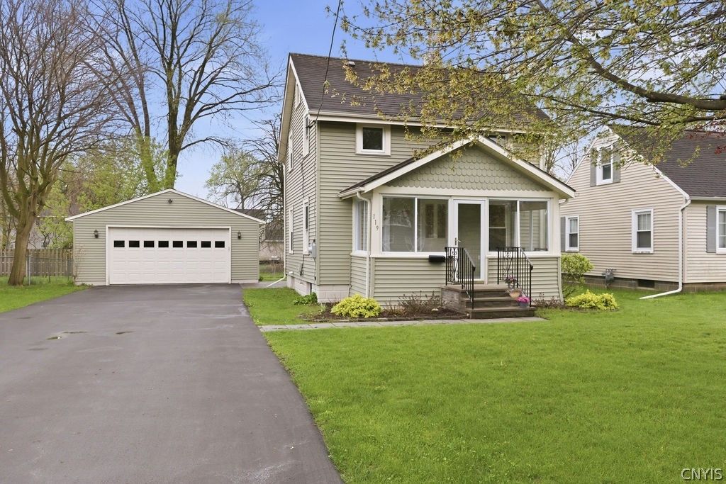 119 Shaver Avenue, Clay, NY 13212