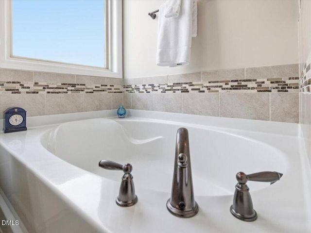 5324 Maplemoor Way, Raleigh, NC 27616