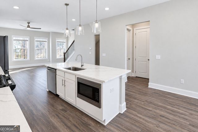 1375 Walking Way, Atlanta, GA 30316