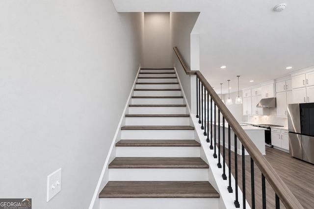 1375 Walking Way, Atlanta, GA 30316