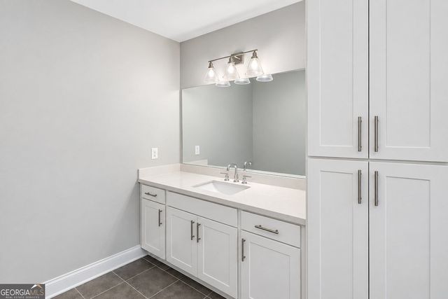 1375 Walking Way, Atlanta, GA 30316
