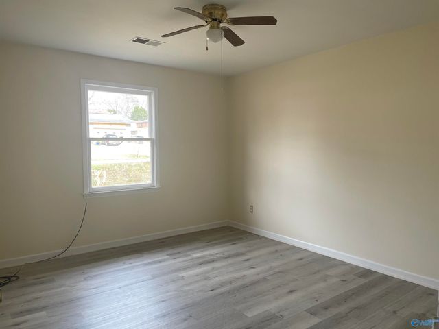 3121 Hawthorne Circle, Southside, AL 35907