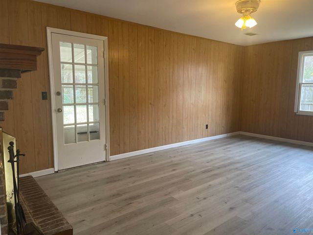 3121 Hawthorne Circle, Southside, AL 35907