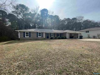 3121 Hawthorne Circle, Southside, AL 35907