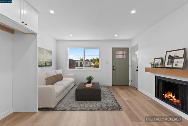 1207 Trenton Blvd, San Pablo, CA 94806