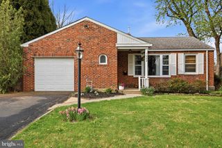 1002 EDANN RD #, Oreland, PA 19075