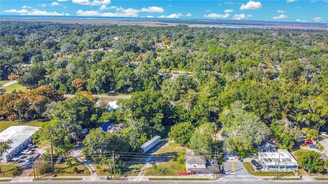 4930 US HIGHWAY 17, De Leon Springs, FL 32130