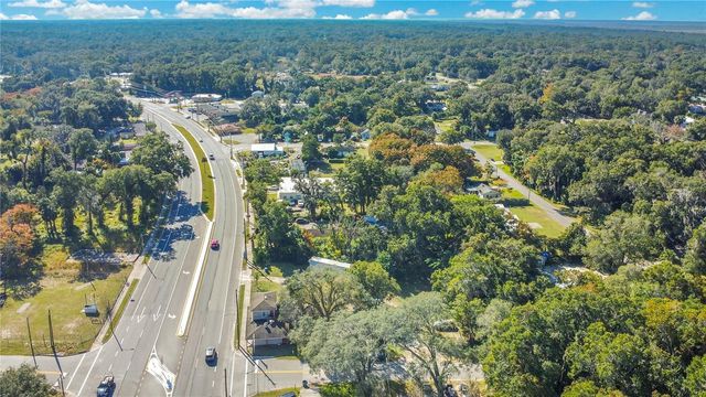 4930 US HIGHWAY 17, De Leon Springs, FL 32130