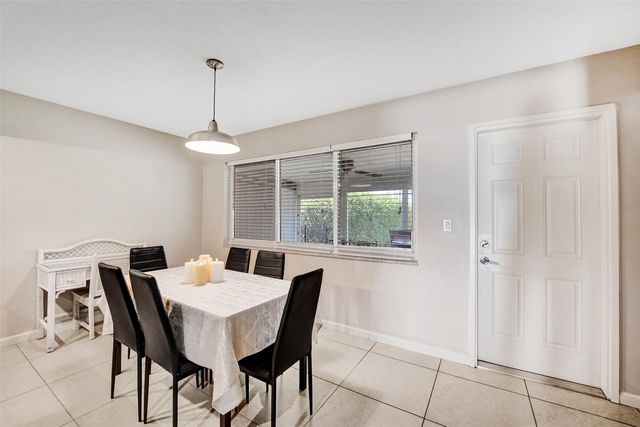 1623-1625 NE 45th Street, Oakland Park, FL 33334