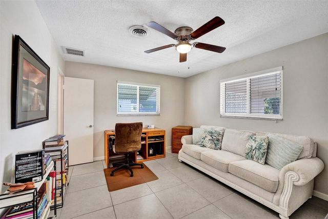 1623-1625 NE 45th Street, Oakland Park, FL 33334