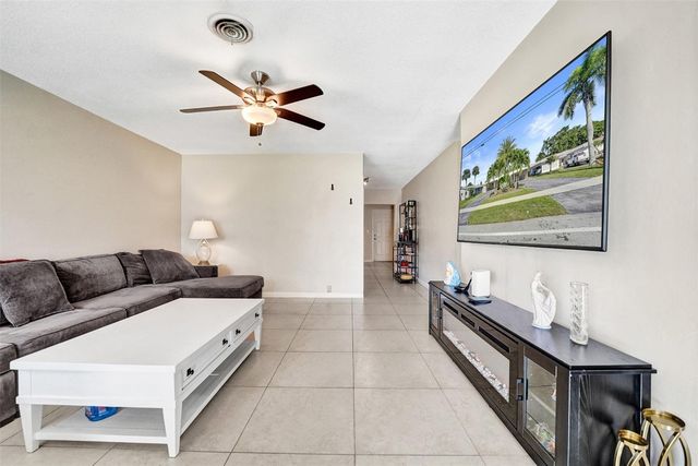 1623-1625 NE 45th Street, Oakland Park, FL 33334