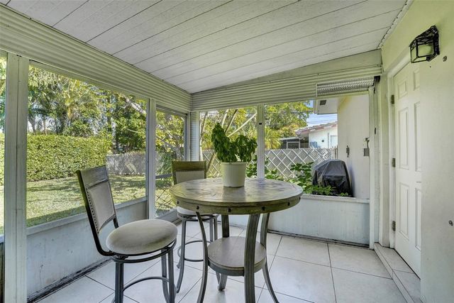 1623-1625 NE 45th Street, Oakland Park, FL 33334