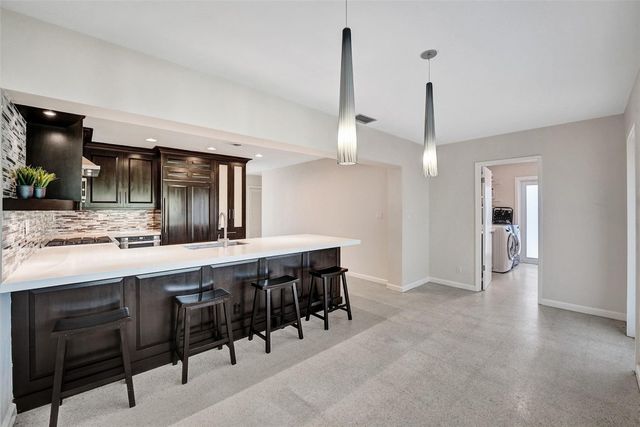 1623-1625 NE 45th Street, Oakland Park, FL 33334