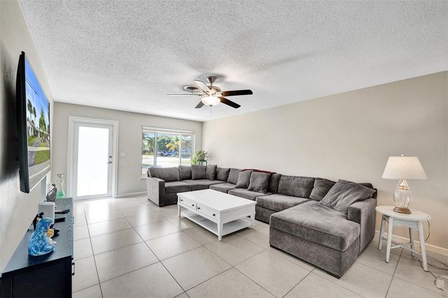 1623-1625 NE 45th Street, Oakland Park, FL 33334