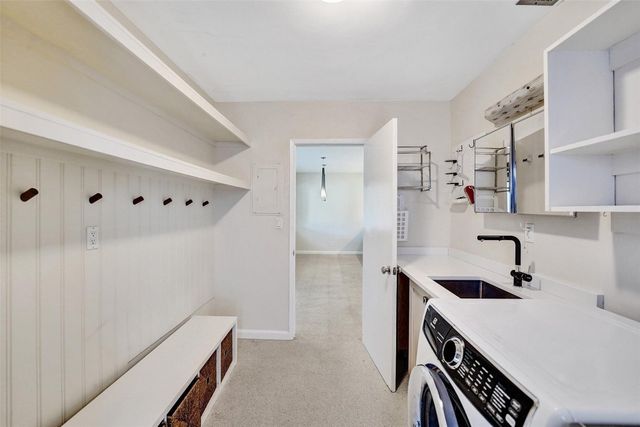 1623-1625 NE 45th Street, Oakland Park, FL 33334