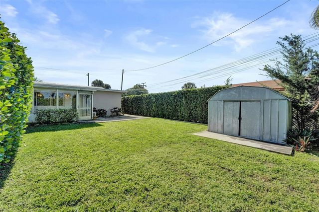 1623-1625 NE 45th Street, Oakland Park, FL 33334