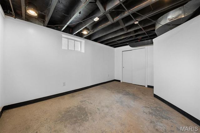 6012 North Pointe Boulevard, St Louis, MO 63147