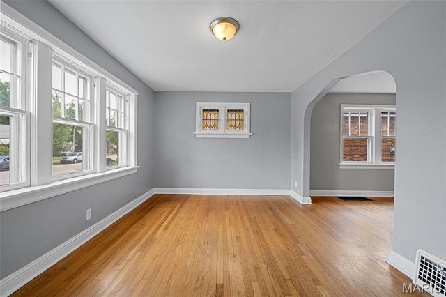 6012 North Pointe Boulevard, St Louis, MO 63147