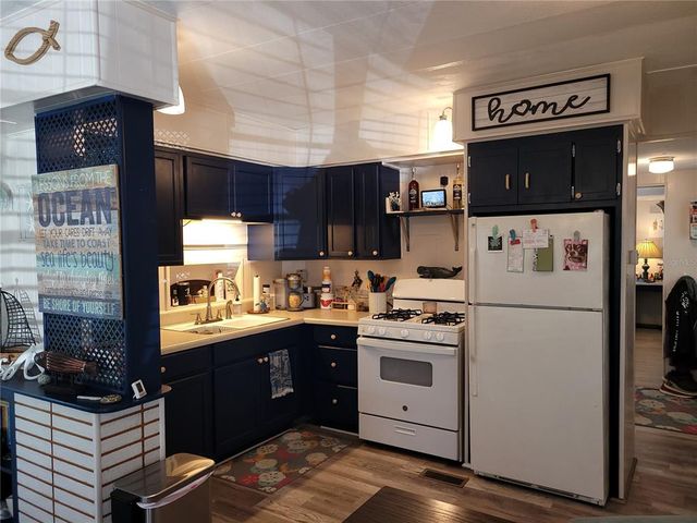 5203 7TH C STREET E, Bradenton, FL 34203