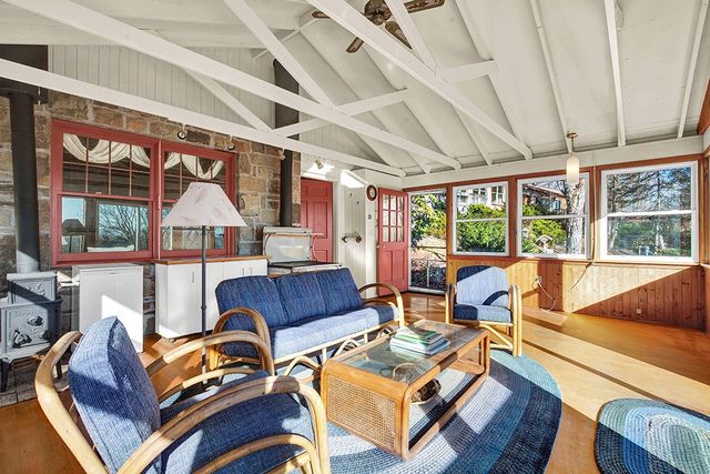 254 Light Ln, Cook Twp, PA 15658