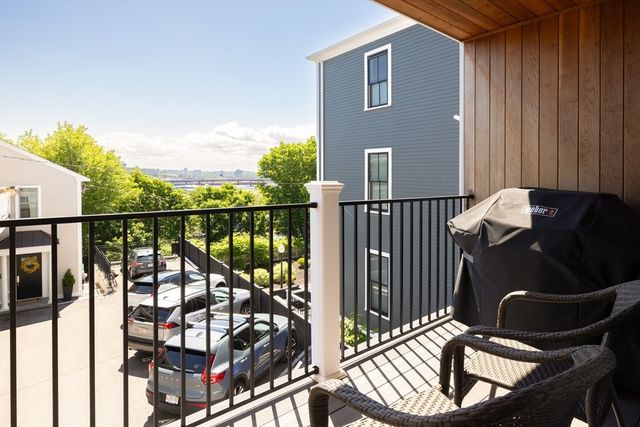 322 Bunker Hill St 2, Boston, MA 02129