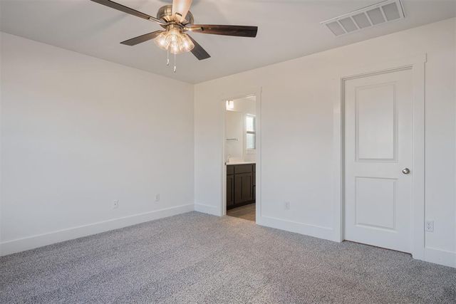 15808 Switchgrass Place, Moore, OK 73170
