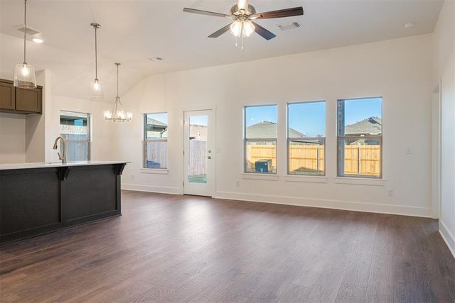 15808 Switchgrass Place, Moore, OK 73170