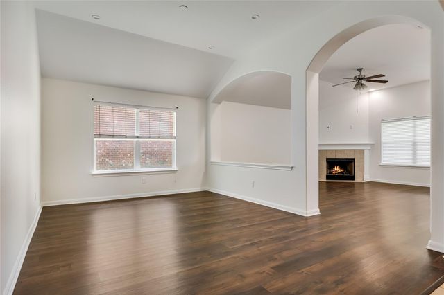 100 Barn Owl LOOP, Leander, TX 78641
