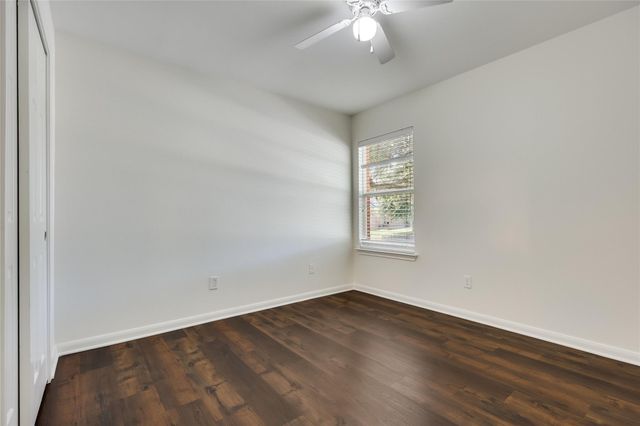 100 Barn Owl LOOP, Leander, TX 78641
