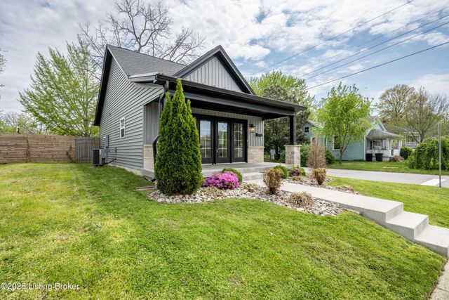 1032 S Virginia Ave, Clarksville, IN 47129