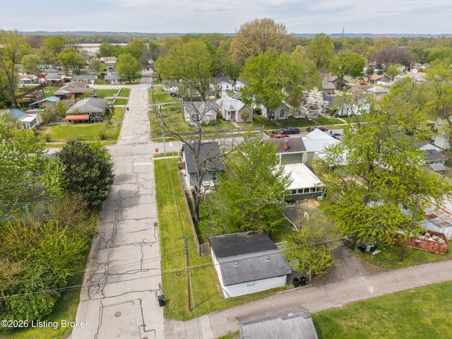 1032 S Virginia Ave, Clarksville, IN 47129