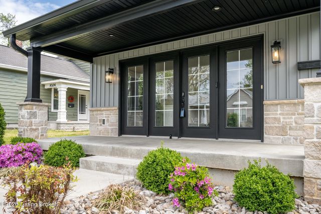 1032 S Virginia Ave, Clarksville, IN 47129