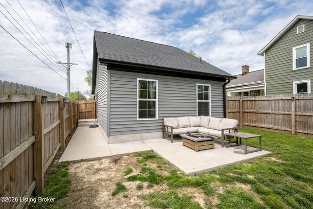 1032 S Virginia Ave, Clarksville, IN 47129