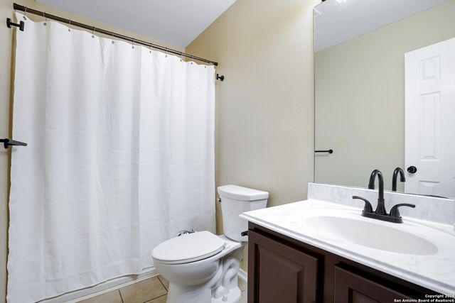 6026 CAMPSTOOL RD, San Antonio, TX 78239