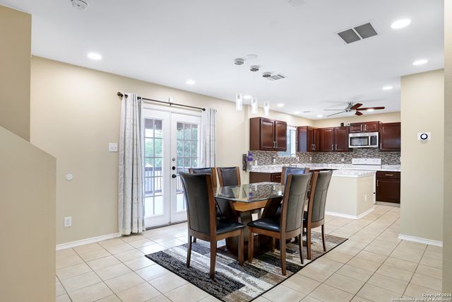 6026 CAMPSTOOL RD, San Antonio, TX 78239