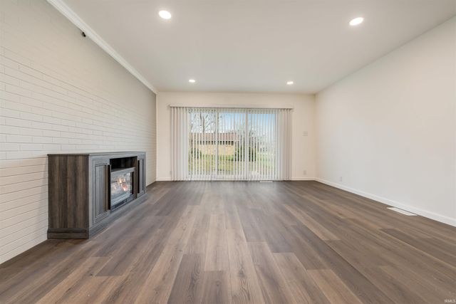 2313 W Audubon Drive, Muncie, IN 47304